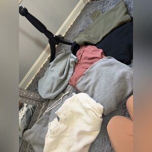 ⭐️Wild‎ Fable Sweatshirt bundle⭐️